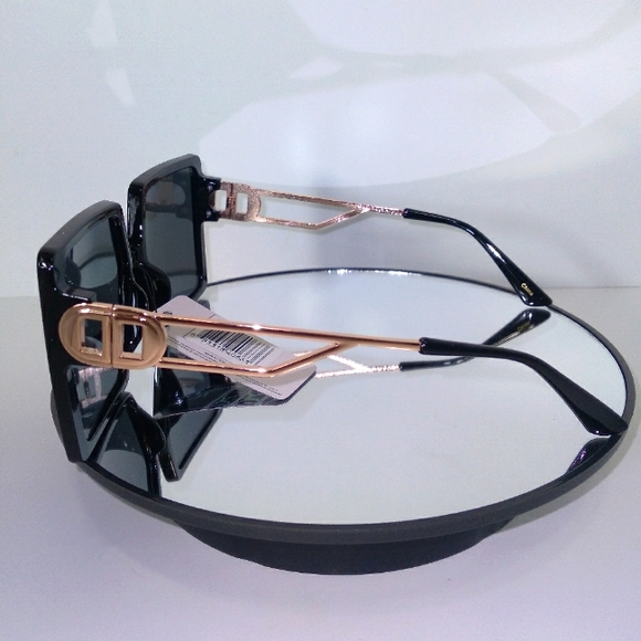 Black And Gold Oversized Square Sunglasses - Picture 3 of 7